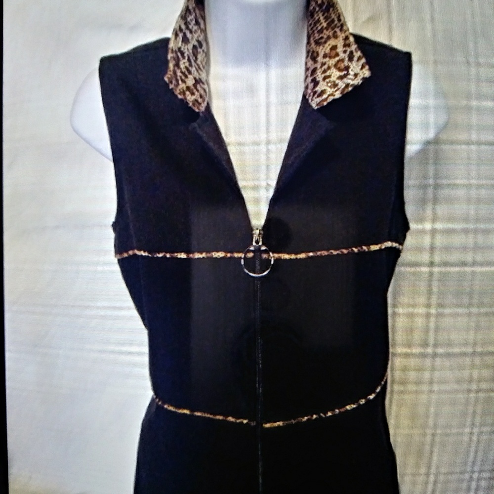 iZ California Women's Sz 9 Vest Top Leopard Print